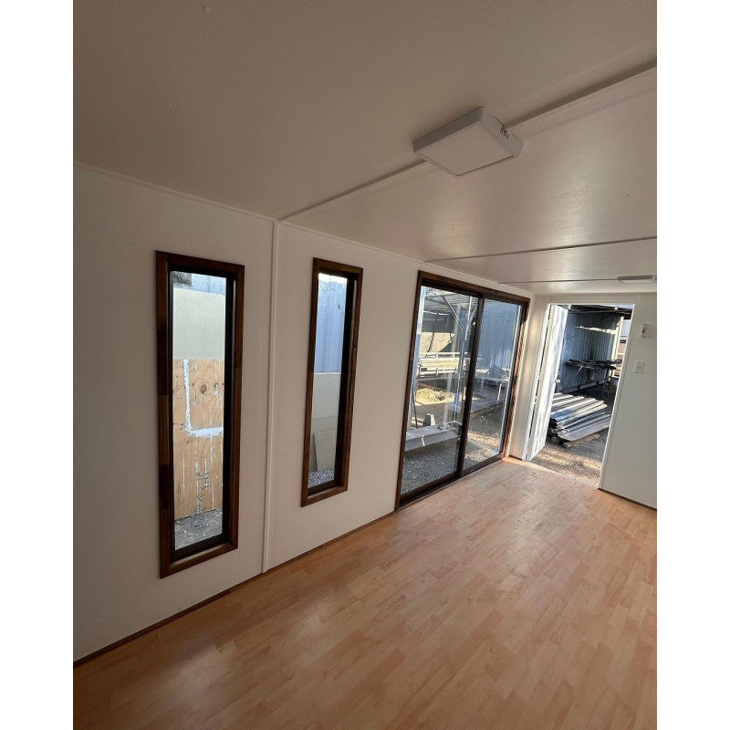 contenedor de oficina de 6x3 m - 18 m²