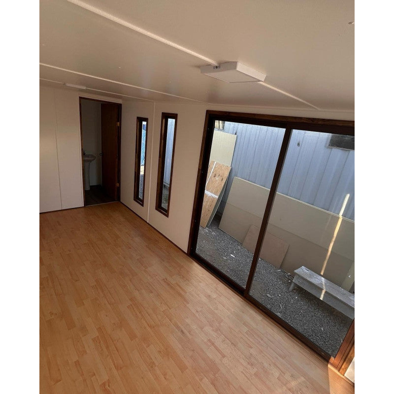 contenedor de oficina de 6x3 m - 18 m²