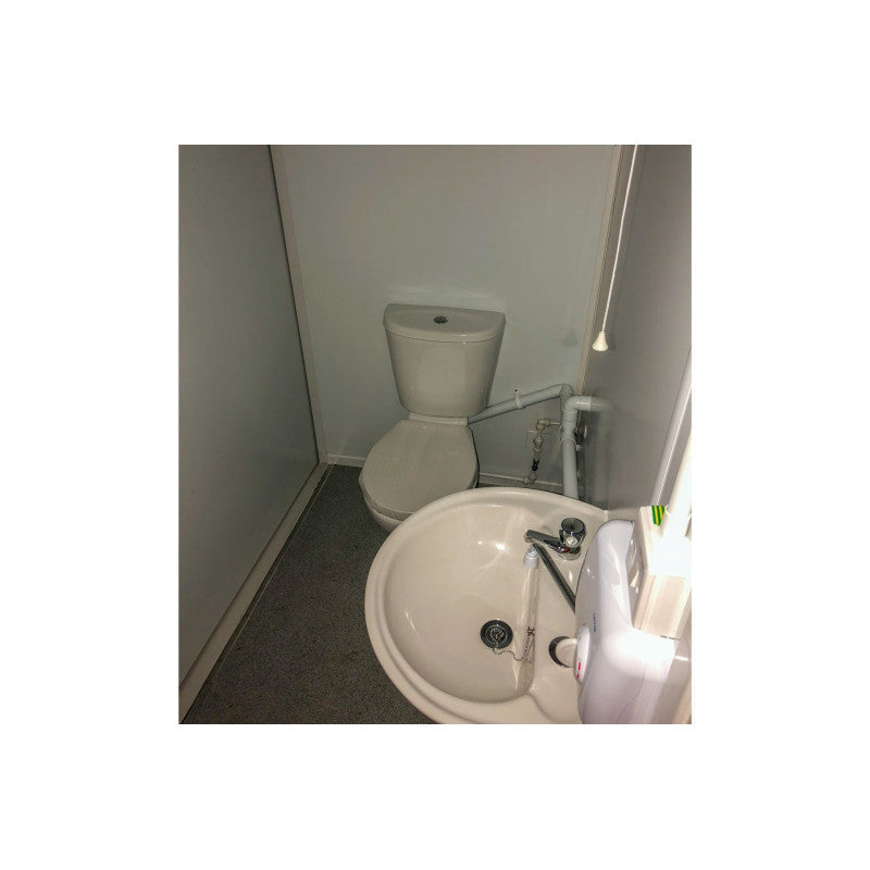 contenedor de oficina de 6x3 m - 18 m²